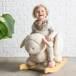 Люлееща се играчка агънце Teddy